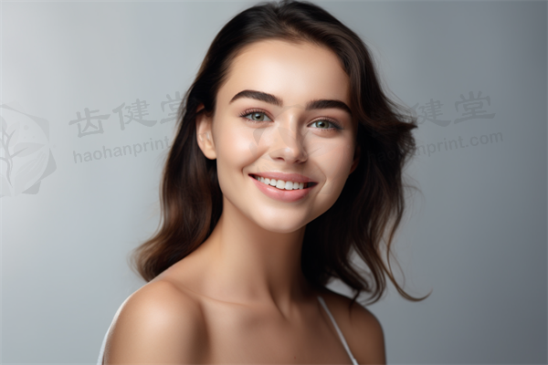 南充医美尔美容整形诊所推出丰唇/唇珠项目，原价3000元起现仅需2500元起，助您轻松实现迷人唇形！