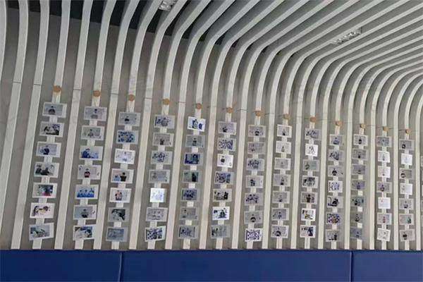 西安医大眼科医院个性化飞秒项目怎么样？精准定制恢复快！