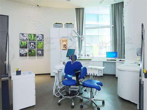 浦东新区口腔院收费价目表：种植牙、矫正及综合项目费用全知晓