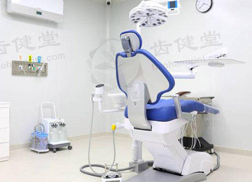 广州曙光美云口腔医院！仅需25元儿童乳牙前牙拔除套餐，牟璇主任团队护航！