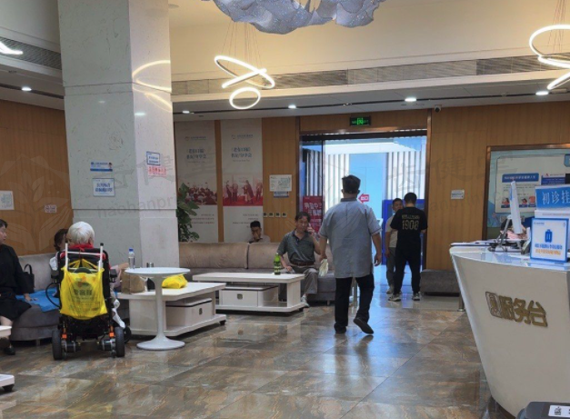 丰台区刘兴华在北京中诺口腔医院多少钱？附正畸价格及医生资质参考