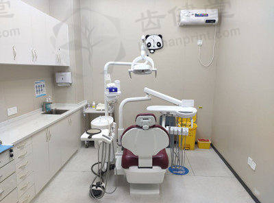 深圳鼎冠口腔门诊部（八卦岭店）深圳鼎丨冠口腔诊疗室