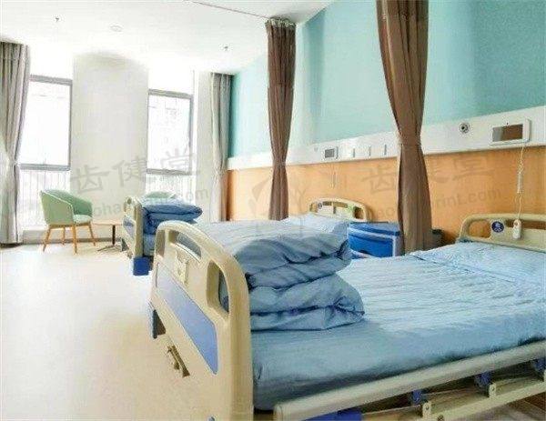 武汉大学人民医院眼科
